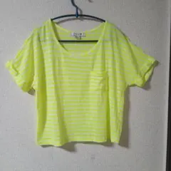 Forever 21 ボーダー柄 半袖 ポケットTシャツのサムネイル