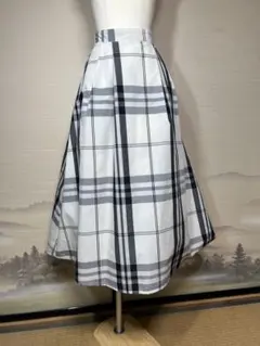 GLACIERチェック柄フレアスカート ホワイト×グレー