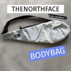 美品！THE NORTH FACE ホワイトカラー ボディバッグ　とてもキレイ♡