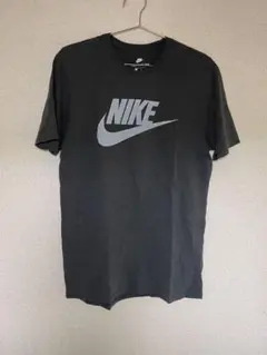 Nike ブラック 半袖Tシャツ