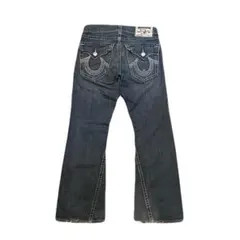 TRUE RELIGION JOEY フレアデニム 白ステッチ io着用