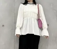 シャーリングキャンディースリーブブラウス VIS