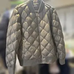 UNIQLO ウルトラライトダウンダイヤキルトリブブルゾン