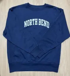 【しまむら】ロゴ入りネイビートレーナー　LLサイズ