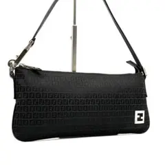 美品 フェンディ アクセサリーポーチ ズッキーノ ズッカ FF 肩掛け 手持ち