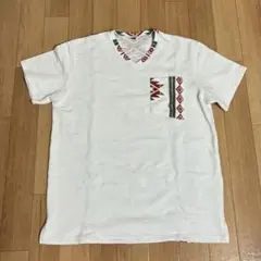 Amina ネイティブ柄 Vネック Tシャツ ホワイト