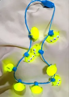 ディズニーリゾート　リトルグリーンメン エイリアン型LEDライト　新品電池付き