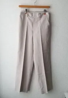 新品ユナイテッドアローズ　ベージュストレートパンツ