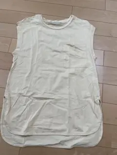 niko and ... ノースリーブTシャツ クリーム色