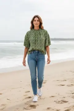 花柄ブラウス 半袖 TALBOTS Mサイズ 総柄 フリルネックのサムネイル