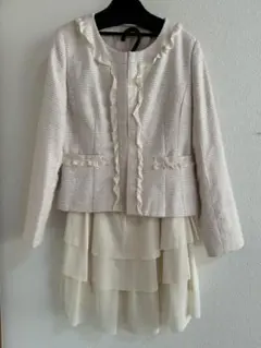 フォーマルスーツ　薄ピンク✖️ベージュ 9号