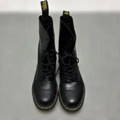 Dr. Martens 8ホールレザーブーツのサムネイル