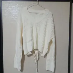 アイボリー ホワイト クロップドセーター Vネック