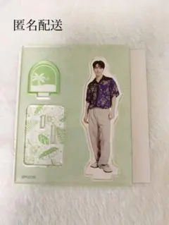 セブチカフェ　ディノ　アクスタ