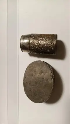 ​【時代物】彫金 桜紋 金属製 小箱 & 振り出し 2点セット 伝統工芸 古道具