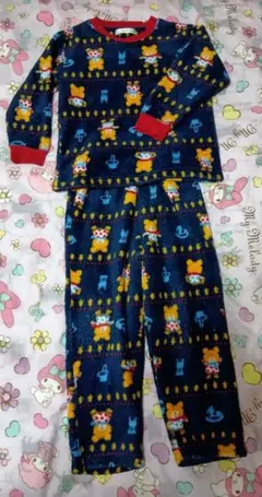 予備に　クマ柄もこもこパジャマセット　120cm