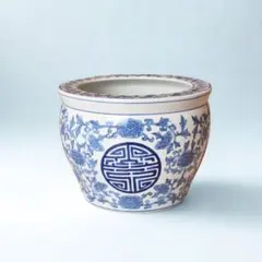 美品 花唐草紋 青白磁 染め付け 陶器 火鉢 手あぶり 草花 鉢カバー