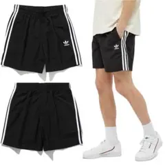 アディダスオリジナルス ショートパンツ