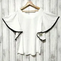 DHOLIC ディーホリック　フレアスリーブ トップス