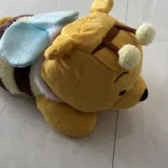 【新品】寝そべり　スーパーラージ　くまのプーさん　ハチプー　みつばち　ミツバチ