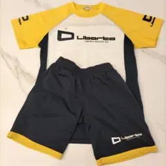 Liberta サッカーシャツとショーツセット　145cm