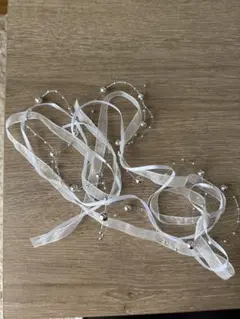 ホワイトビーズリボンヘッドドレス