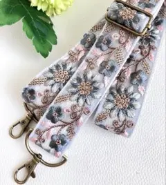 インド刺繍リボンショルダーストラップ　くすみブルー　スマホショルダー