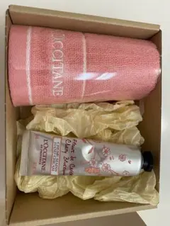 ロクシタン　ソフトハンドクリームa