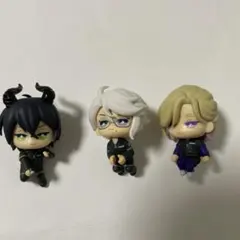 ツイステッドワンダーランド フィギュア 3種セット - メルカリ