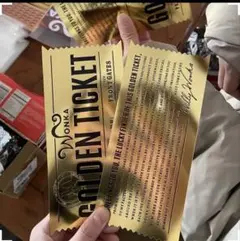 Wonka Golden Ticket レプリカ 2枚のサムネイル