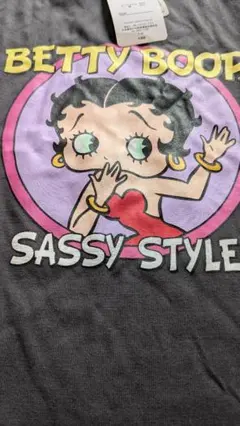 Betty Boop Tシャツ Sassy Style グレーのサムネイル