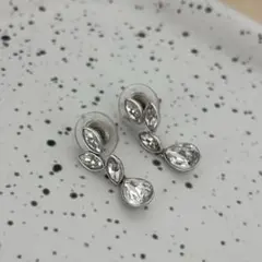 SWAROVSKI クリスタル Tranquility ピアスのサムネイル