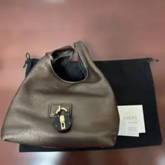ロエベ　ブラウンレザー ハンドバッグ ロック付