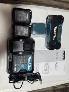 マキタ ラジオ MR052 充電器 DC10SA BL1015×2個ADP08付 マキタ ラジオ MR052 充電器 DC10SA BL1015×2個ADP08付 - メルカリ