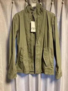 オリーブ色 ミリタリージャケット フード付き