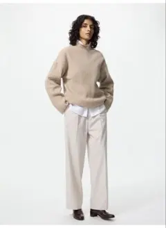 UNIQLO タックワイドパンツ　S ライトページュ