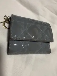 Christian Dior 三つ折り財布 パテントレザーのサムネイル