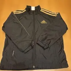 adidas 黒ジャケット ゴールドロゴ