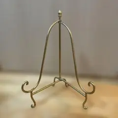 ゴールド金属製フォトフレームスタンド