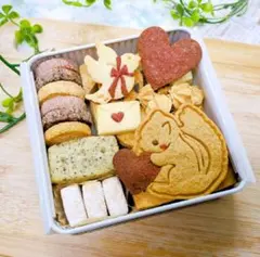 のり　バレンタイン缶【リスさんの贈り物】❮2月10日～11日発送❯✕４缶 手作り！バレンタインクッキー缶【リスさんの贈り物】❮2月10日～11日