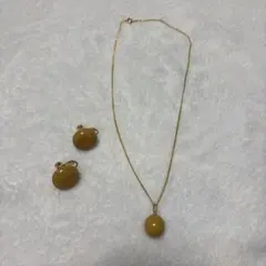 イエローネックレスとイヤリングセット　レトロ