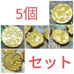 Item thumbnail for item 4b852dc1-f8e3-4bb2-bad7-bdecde19af8a