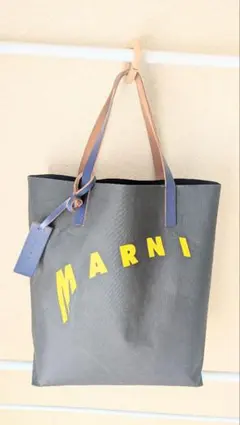 2025年最新】marni メンズ トートバッグの人気アイテム - メルカリ