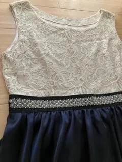 新品ワンピースドレス濃紺　レース　パールビーズ　綺麗系　パーティ、イベントに