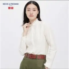 ユニクロ ines de la fressange フリルスタンドカラーシャツのサムネイル