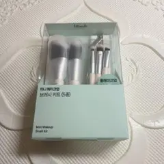 Item thumbnail for item fa7b6557-ff26-495d-b4a3-4be8aba2ff37