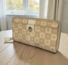 COACH コーチ シグネチャー ラウンドファスナー 長財布 ベージュ系