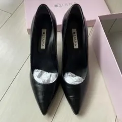 DIANA クロコ型押し レザーパンプス　黒　24