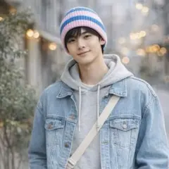 お値下げ！可愛い❣️H&M ボーダーニットビーニー帽のサムネイル