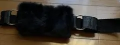 新品　ファー付きブラックウエストポーチ